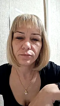 Snapshot of MissKryss chatting on February 28, 2026, 1:39 am MissKryss online show from February 28, 2026, 1:39 am