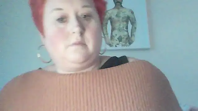 BustyRedxx online show from March 6, 2026, 11:28 am