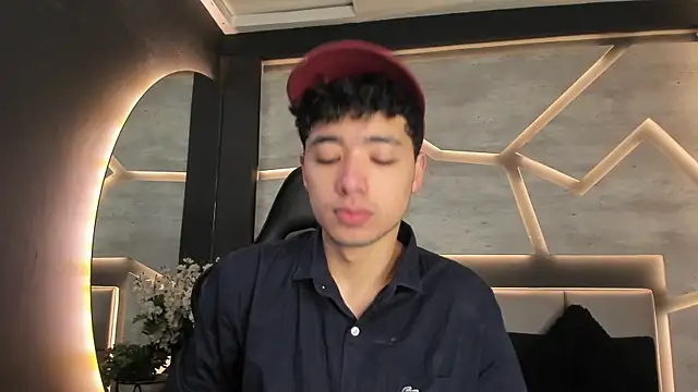 Snapshot of Matt_Wolf_ chatting on January 11, 2026, 1:16 pm Matt Wolf online show from January 11, 2026, 1:16 pm