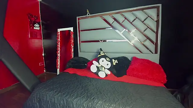 Mia Miller001 online show from February 16, 2026, 9:00 pm