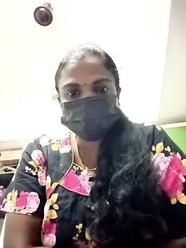 Snapshot of Tamil_Maha69 chatting on February 5, 2026, 5:28 pm Tamil Maha69 online show from February 5, 2026, 5:28 pm