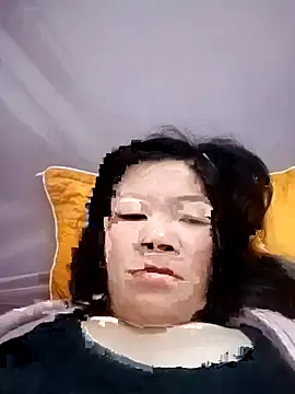 Snapshot of YINA-6969 chatting on January 7, 2026, 12:57 am YINA-6969 online show from January 7, 2026, 12:57 am