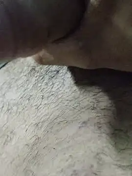 Snapshot of AlejandreBy chatting on May 17, 2026, 9:55 pm AlejandreBy online show from May 17, 2026, 9:55 pm