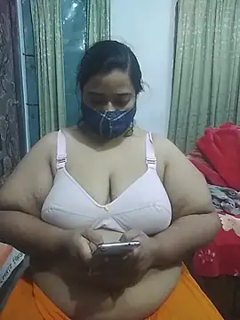 momo loves online show from February 28, 2026, 12:50 pm