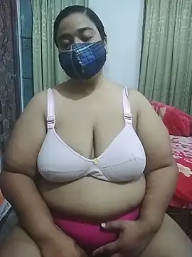 momo loves online show from March 17, 2026, 6:00 pm