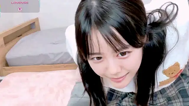 hani-chan online show from April 6, 2026, 12:06 pm