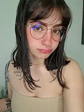 kuritto  online show from February 8, 2026, 2:04 am