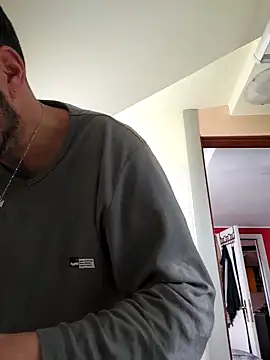 Snapshot of colosone chatting on February 22, 2025, 7:34 am colosone online show from February 22, 2025, 7:34 am