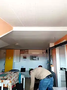 Snapshot of colosone chatting on February 28, 2025, 2:20 pm colosone online show from February 28, 2025, 2:20 pm