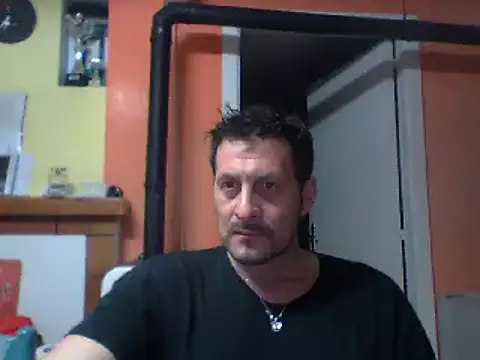 Snapshot of colosone chatting on March 7, 2025, 5:38 pm colosone online show from March 7, 2025, 5:38 pm