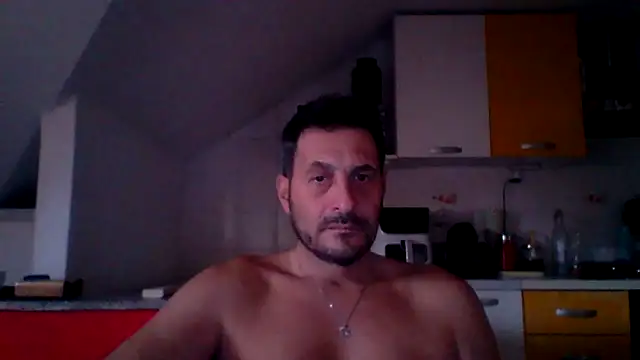 Snapshot of colosone chatting on November 8, 2025, 7:19 am colosone online show from November 8, 2025, 7:19 am