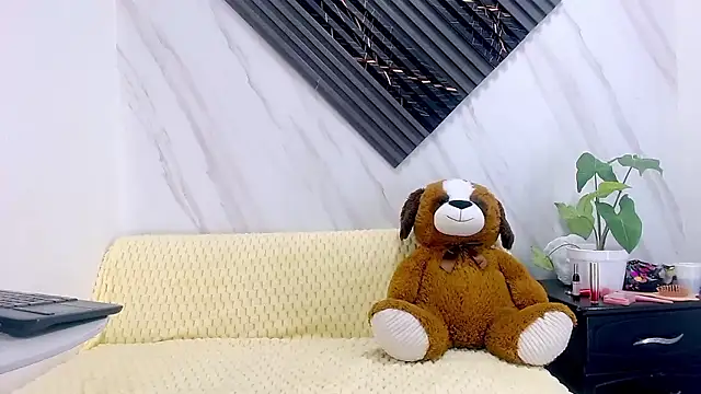 Candy Smile  online show from January 9, 2026, 11:46 am