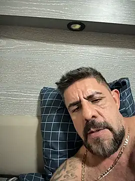 wolfbucker online show from March 27, 2026, 5:57 am