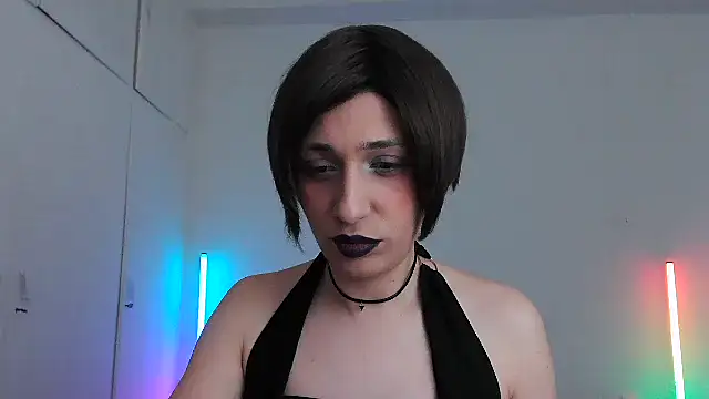 HoneyValentine online show from February 4, 2026, 10:04 pm