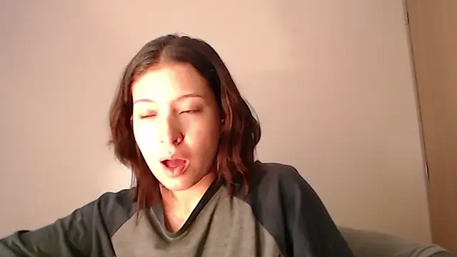 -Ivonnys online show from February 23, 2026, 8:17 pm