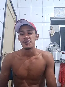 Magrinhodelicia011 online show from May 4, 2026, 12:39 am