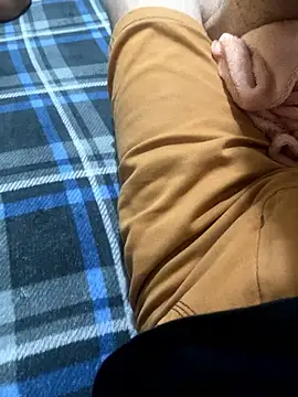 mlkeu online show from January 10, 2026, 11:42 pm