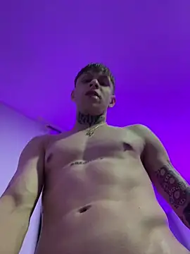 Snapshot of twinks_boys_xxxx chatting on January 9, 2026, 11:28 pm twinks boys xxxx online show from January 9, 2026, 11:28 pm