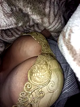 Snapshot of savitaxbhabhi chatting on February 10, 2026, 8:35 pm savitaxbhabhi online show from February 10, 2026, 8:35 pm