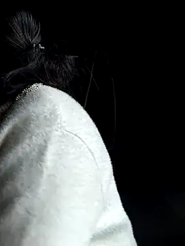 pinkky1 online show from January 8, 2026, 2:14 am