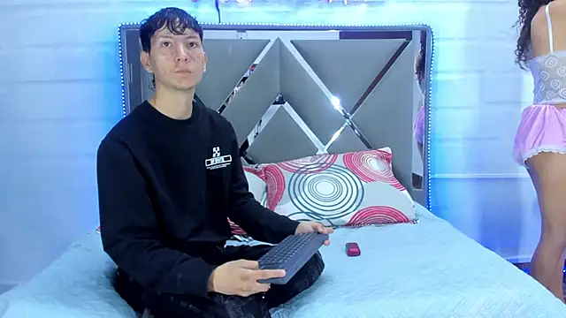 Snapshot of BunnyLove_ chatting on January 12, 2026, 12:05 am BunnyLove online show from January 12, 2026, 12:05 am