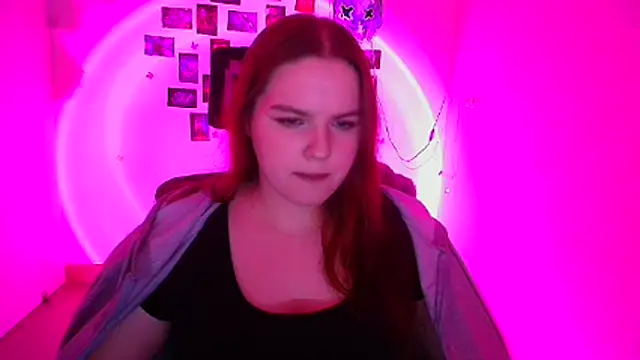 Snapshot of Kitty_Mia_Kitty chatting on February 6, 2026, 12:41 pm Kitty Mia Kitty online show from February 6, 2026, 12:41 pm