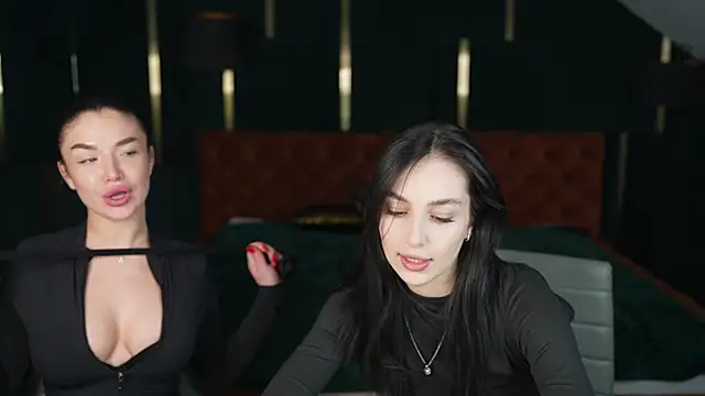 Snapshot of Mila_Rose054 chatting on February 22, 2026, 3:43 pm Mila Rose054 online show from February 22, 2026, 3:43 pm