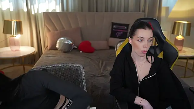 Mila Rose054 online show from March 24, 2026, 11:48 am