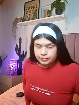 adhara-walk online show from January 15, 2026, 2:05 am