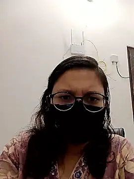 piryasharma005 online show from January 12, 2026, 11:48 am