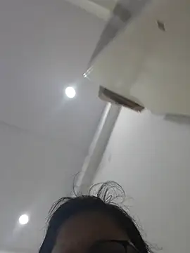 piryasharma005 online show from February 28, 2026, 12:17 pm