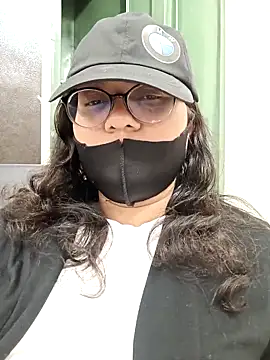 piryasharma005 online show from March 8, 2026, 5:39 pm