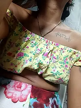 chikivivi- online show from May 16, 2026, 1:02 am