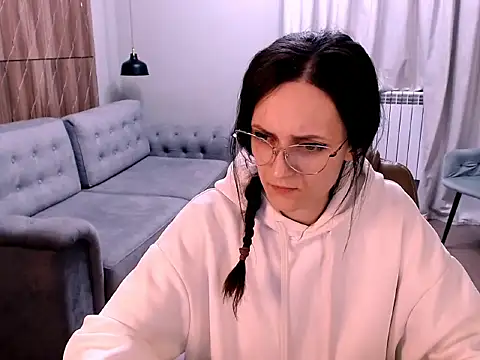 amazingYzza online show from January 6, 2026, 4:21 pm