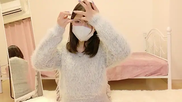 Snapshot of himarichan_v chatting on January 9, 2026, 11:35 am himarichan v online show from January 9, 2026, 11:35 am