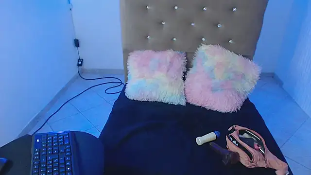 Snapshot of sexy_bonnie_18 chatting on January 13, 2026, 3:50 pm sexy bonnie 18 online show from January 13, 2026, 3:50 pm