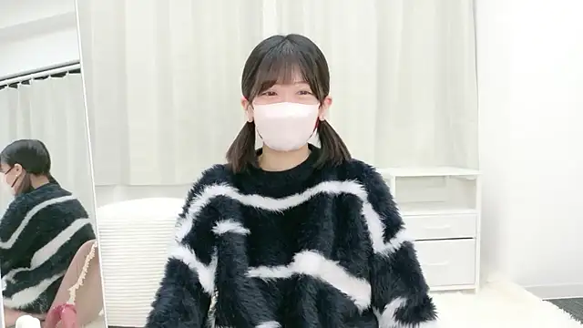 yuruchan  online show from March 13, 2026, 11:50 am