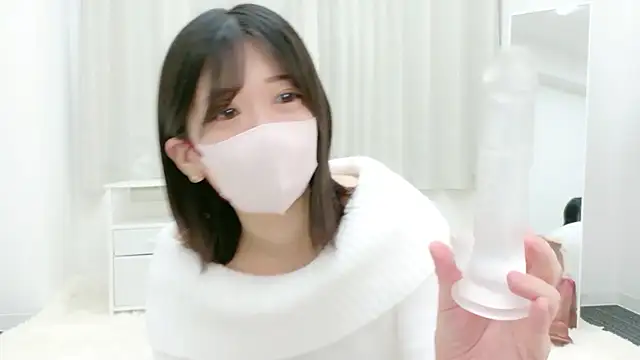 yuruchan  online show from April 7, 2026, 3:45 pm