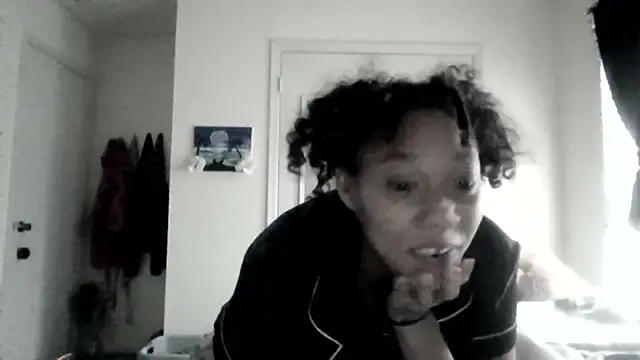 Snapshot of Tamiii420 chatting on April 25, 2026, 2:14 pm Tamiii420 online show from April 25, 2026, 2:14 pm