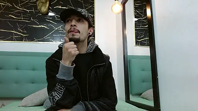 Snapshot of Juan-Jose69 chatting on January 13, 2026, 3:01 am Juan-Jose69 online show from January 13, 2026, 3:01 am