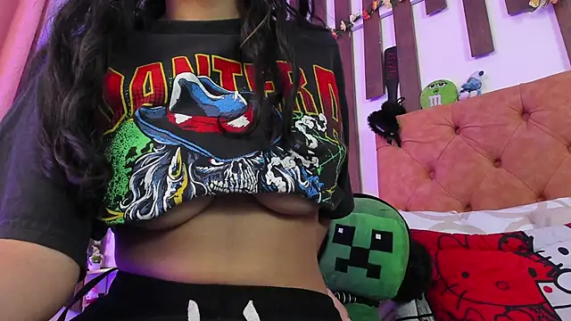 MeowMota  online show from March 18, 2026, 6:11 pm