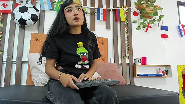 MeowMota  online show from July 14, 2026, 6:46 pm