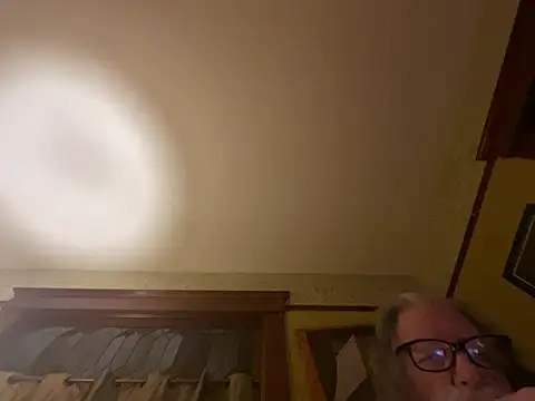 Snapshot of LickYourYoni chatting on February 19, 2026, 5:47 am LickYourYoni online show from February 19, 2026, 5:47 am