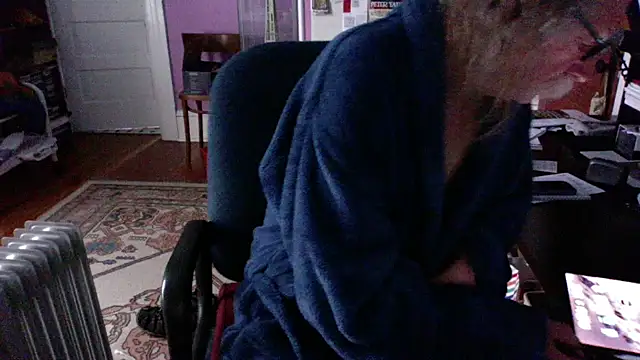 Snapshot of LickYourYoni chatting on May 13, 2026, 2:25 pm LickYourYoni online show from May 13, 2026, 2:25 pm