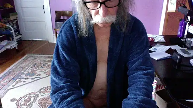 Snapshot of LickYourYoni chatting on May 19, 2026, 2:56 pm LickYourYoni online show from May 19, 2026, 2:56 pm