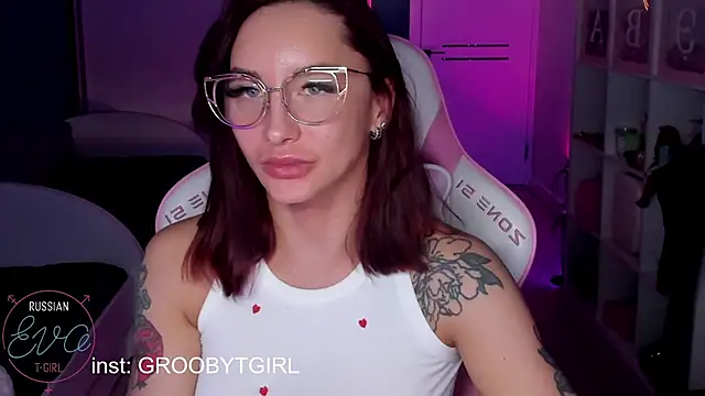 Snapshot of SibylVex chatting on March 6, 2026, 3:08 pm SibylVex online show from March 6, 2026, 3:08 pm