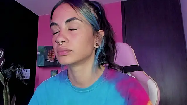 azula lillet online show from February 3, 2026, 9:53 pm