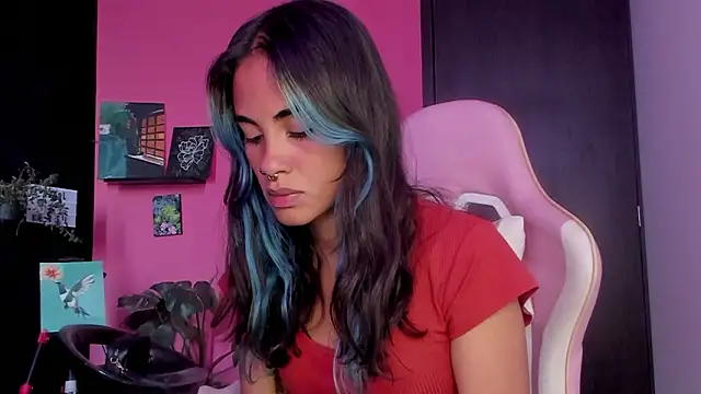 azula lillet online show from March 4, 2026, 9:10 pm