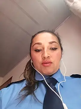 Alejandra N online show from February 20, 2026, 5:57 pm