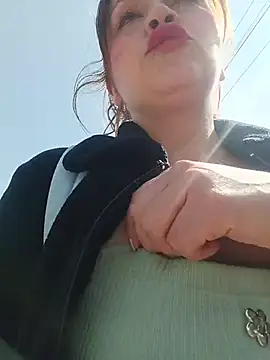 Alejandra N online show from March 26, 2026, 2:11 pm